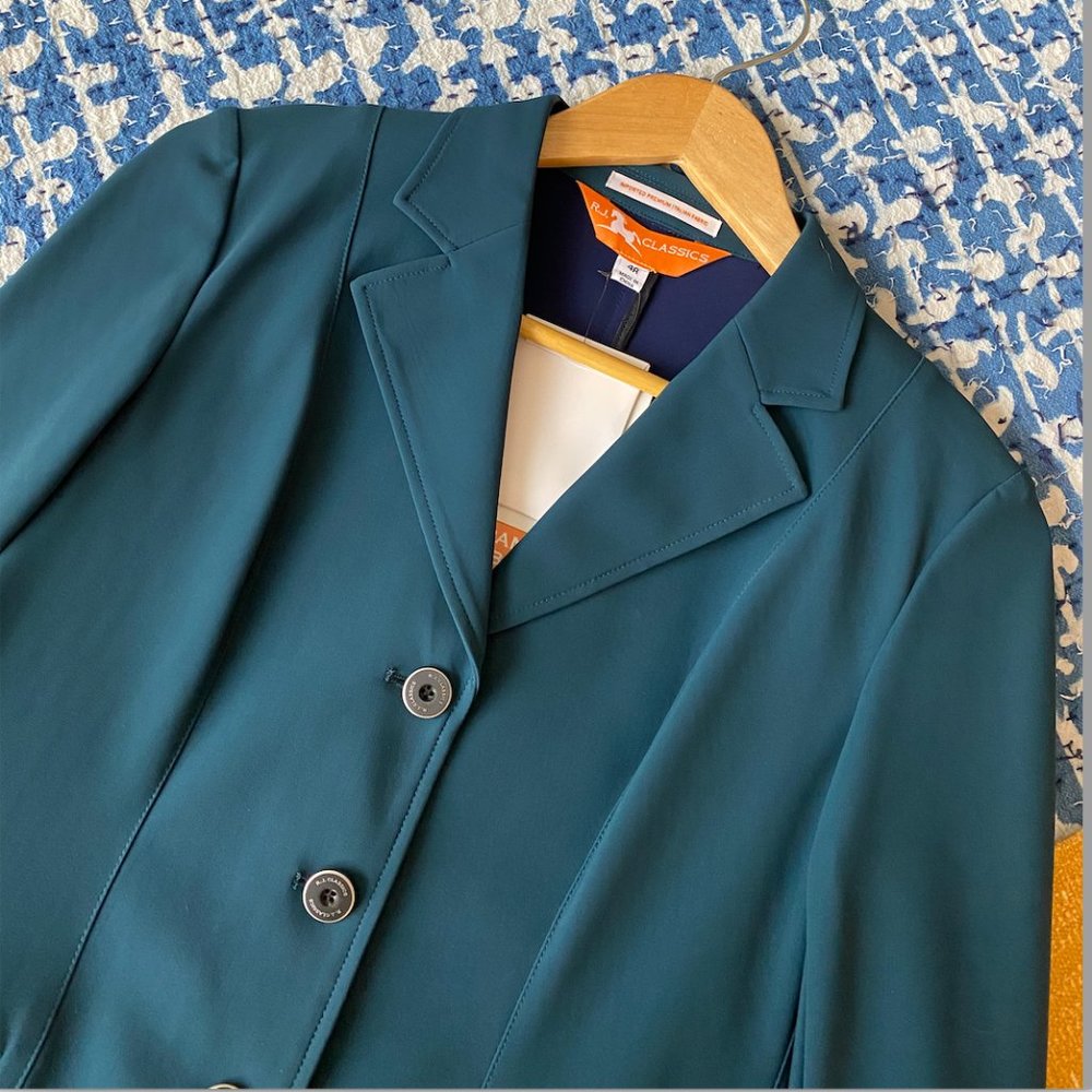 RJ Classics Xtreme Softshell Show Jacket - NWT!